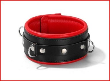 Collier cuir noir et rouge