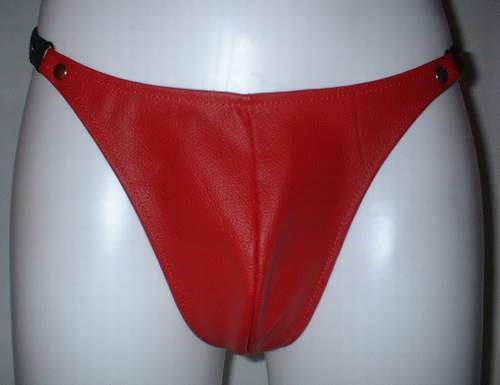 String cuir rouge